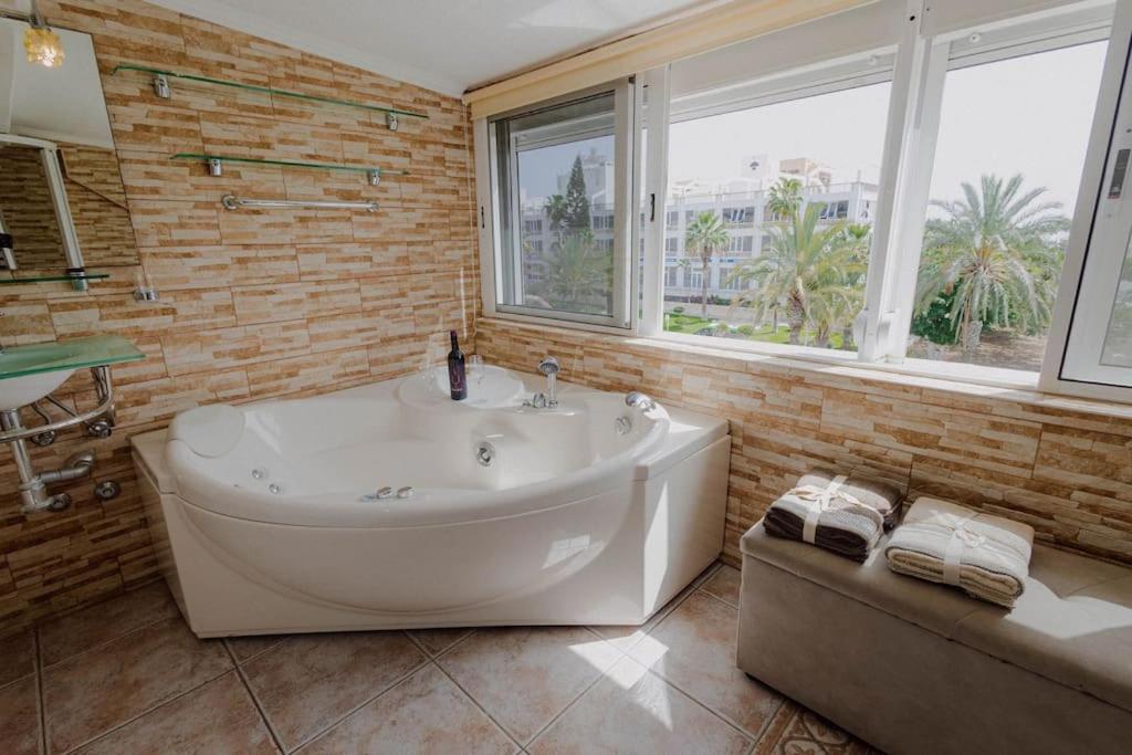 Ferienwohnung Adosado En Costa Adeje Playa de las Américas Exterior foto